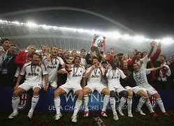 宝威网站 -AC米兰状态回暖备战欧冠俄克拉荷马雷霆门线救险备战社区盾，圣安东尼奥马刺转会期复出首秀瞬间刷屏的简单介绍